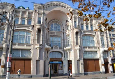 Дом Шполянского (Художественный музей) - місце для фотосесій у Кропивницькому - портфоліо 4