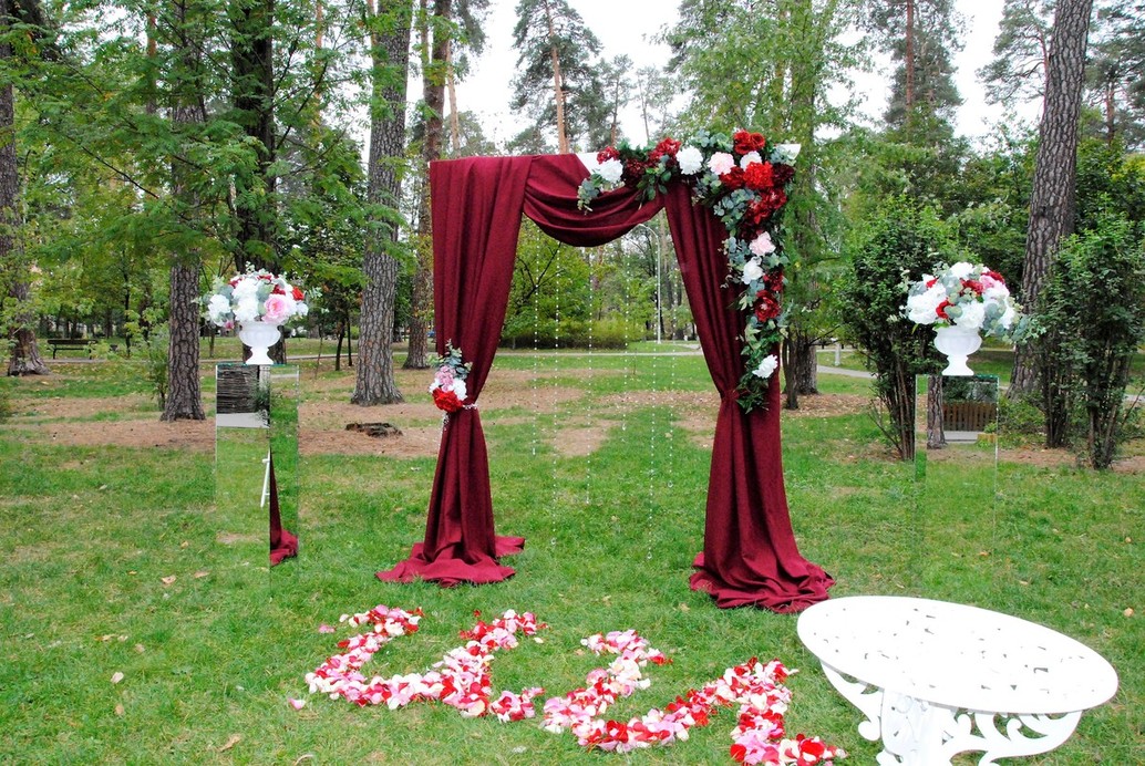 Lucky Wedding Decor