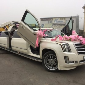 Лимузин Cadillac Escalade 2018 - авто на весілля у Києві - портфоліо 4