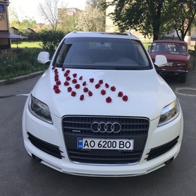 AUDI Q7 - авто на весілля у Мукачеві - портфоліо 1