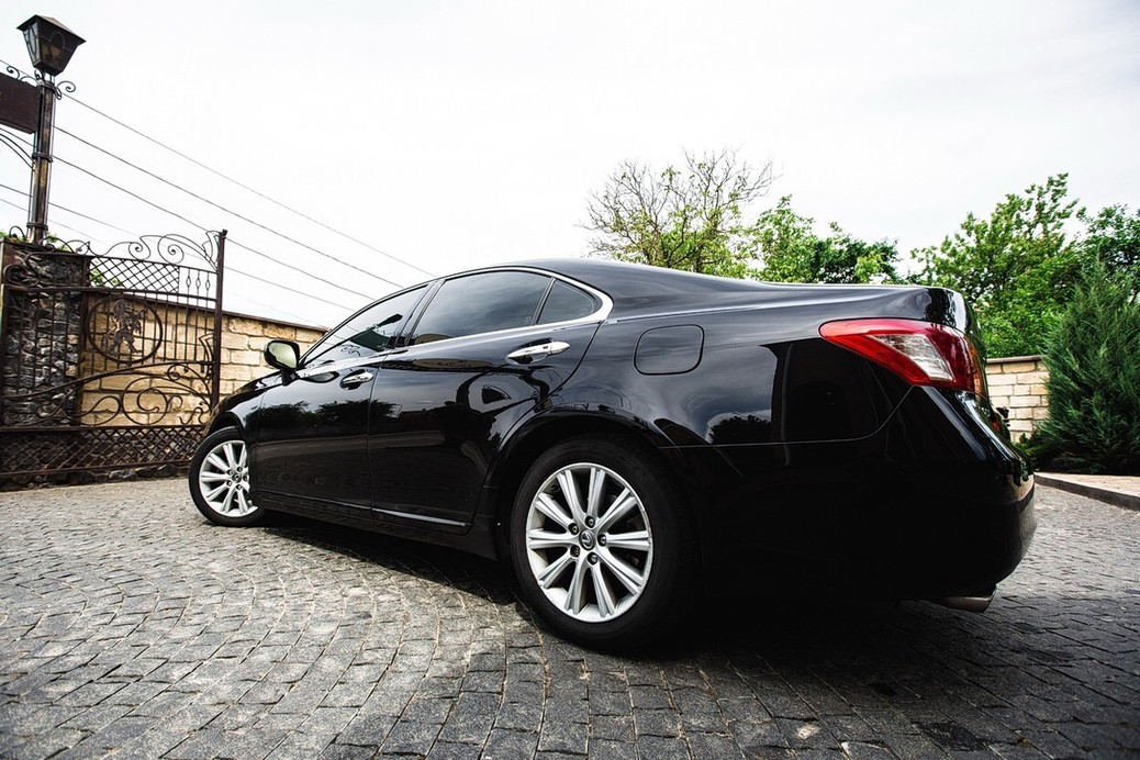 Lexus EX350 
