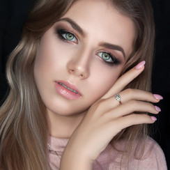 Визажист  Визажист - стиліст, візажист у Черкасах - фото 1